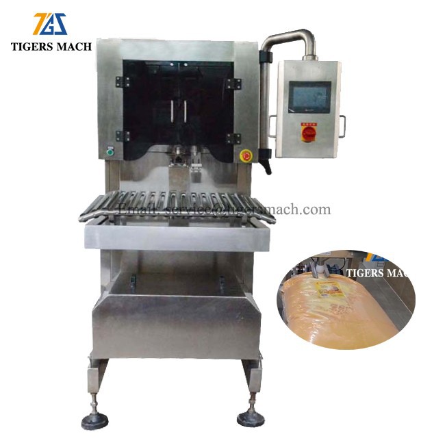 Egg liquid packing machine
